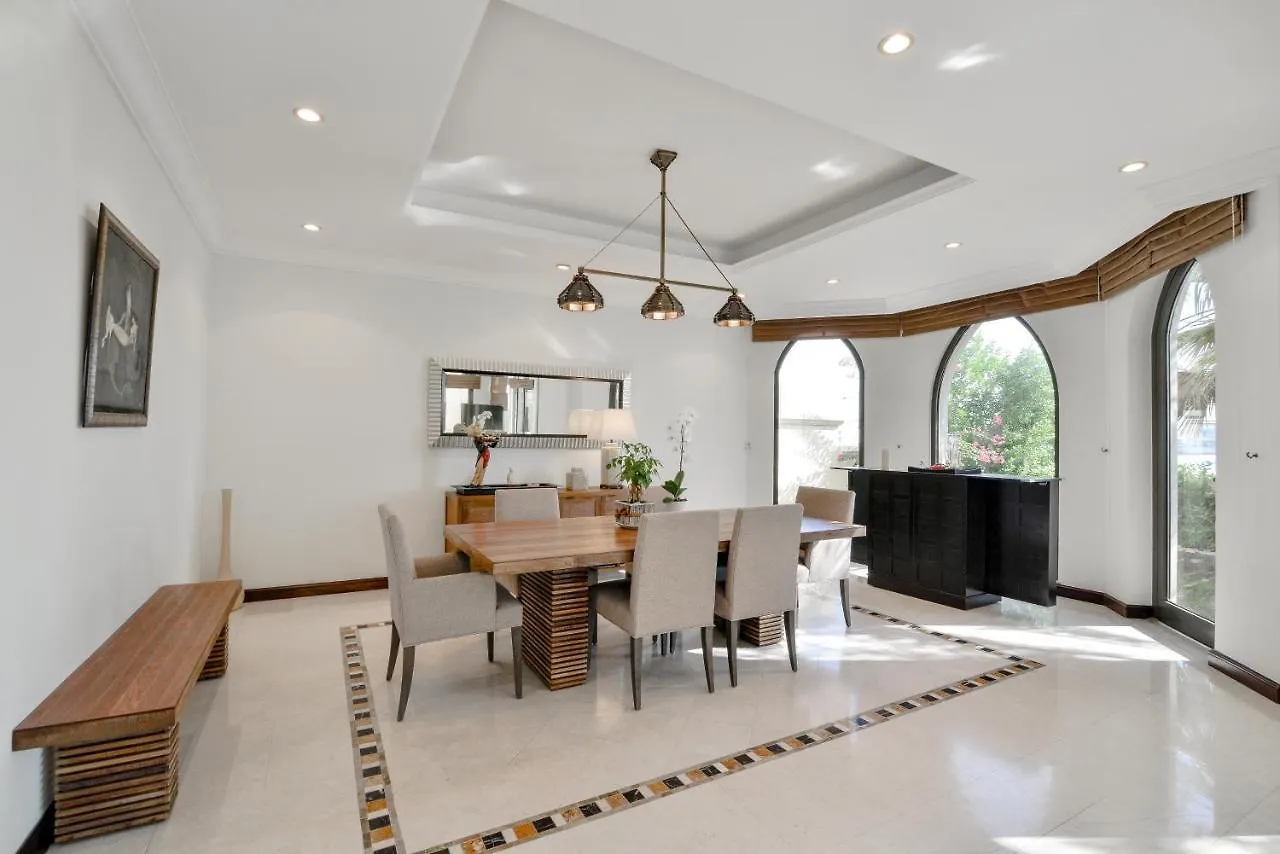 Short Booking El Trio For Ten Dubai 0*,  Birleşik Arap Emirlikleri
